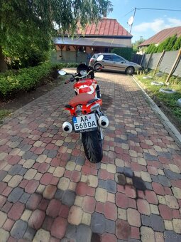 Aprilia tuono 1000r - 10
