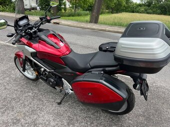 Honda NC 750 X 1.782 km - 10