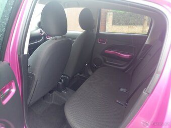 Mitsubishi Space Star - 10