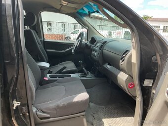 Nissan Navara 2.5dci 128kw 4x4 Manuál - 10