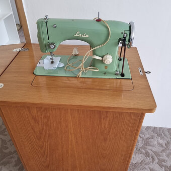 starší nábytek - 10