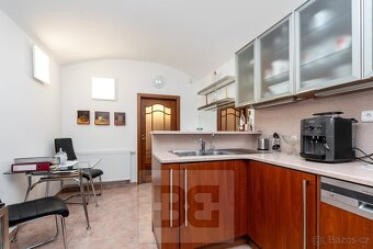 Prodej atypického bytu 3+1, 95 m² - Královské Vinohrady - 10