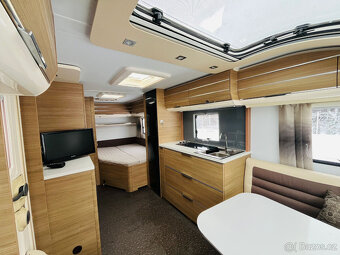 Adria Adora, Mover, předstan - 10