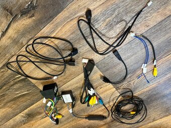 Isudar T 72 (8GB/128GB) Volkswagen + čelní autokamera - 10