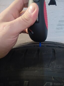 ALU kola z pneu - 10