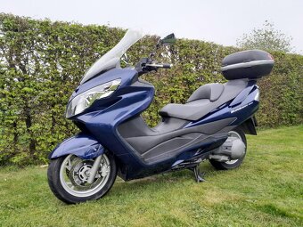 Suzuki Burgman 400i - 10