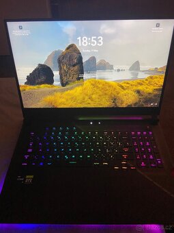 ASUS ROG Strix SCAR 17 G733 Off Black - 10