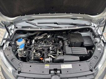 Volkswagen Caddy 1.6 TDI 75kW 2012 147370km AUTOMAT 5MÍST - 10