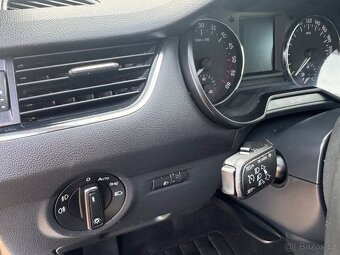 ŠKODA OCTAVIA KOMBI 1.6TDI 77KW - 10