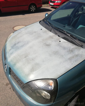 Renault Clio - 10