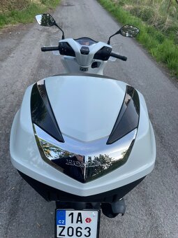 Honda SH 125i ABS - 10