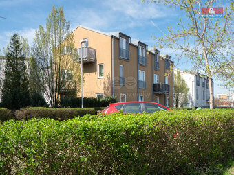 Prodej bytu 3+kk, 57 m², Praha 9- Vinoř, ul. Bohdanečská - 10