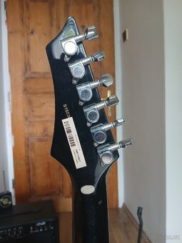 Elektrická kytara Washburn s kombem značky laney - 10