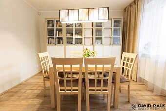 Prodej rodinného domu 4+kk s bazénem (159 m2) a zahradou, ul - 10