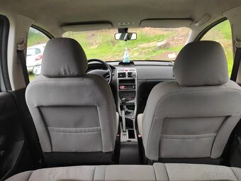 Peugeot 307 r.v. 2001, 1,6 benzin na opravu nebo ND - 10