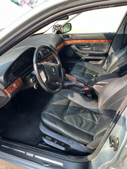 Bmw E39 528i - 10