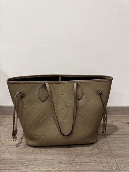 Kabelka Louis Vuitton Neverfull MM v provedení Tourterelle s - 10
