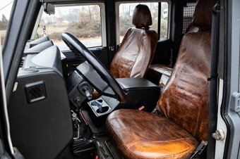 Land Rover Defender 110 SW, 90kW, (2007) - 10