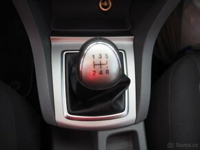 Ford Focus 1.4 klima, letní + zimní pneu - 10