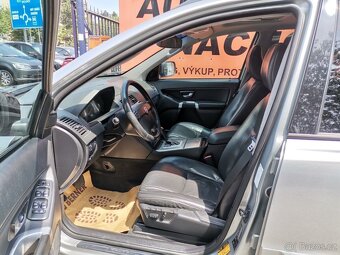 Volvo XC90 2.4 D5 136kw AUT 4x4 7míst - 10