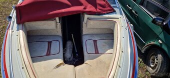 Loď SEA RAY, motor MERCRUISER s přívěsem RUSCHMEIER - 10
