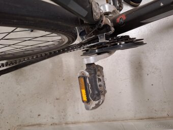Krosové/trekingové kolo Merida Crossway B500 - 10