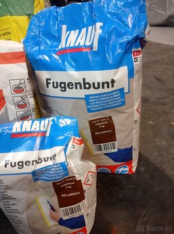 Zbytky stavebního materiálu ze stavby - 10