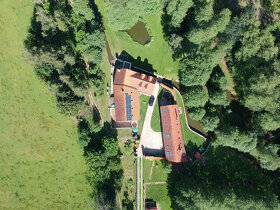 Půvabný mlýn s rybníky, lesy, pastvinami, 5 apartmanů - 10