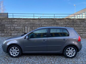Volkswagen Golf V - 10