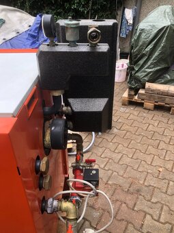 Prodám kotel na olej 22 KW - 10