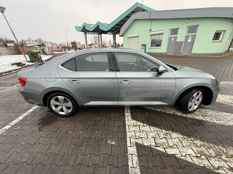Pronájem Škoda Superb 5500,-Kč Taxi Bolt 2.0 TDI automat - 10