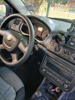 Škoda Fabia - 10