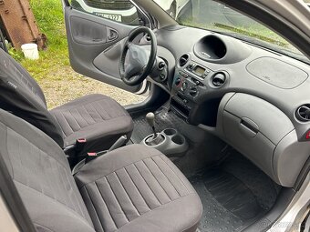 Toyota Yaris 1.0vvti bez koroze - 10