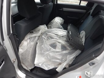 SUZUKI Swift 1.3 GLX - 10