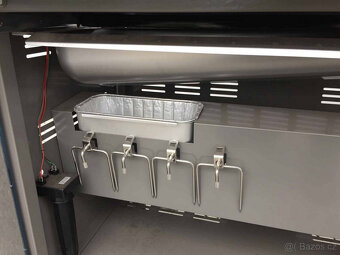 WEBER SUMMIT S 670 GBS - 10