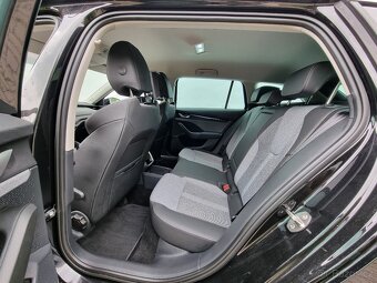 ŠKODA Octavia 1.5TSI 110kW DSG Top Selection M-HEV Combi ČR - 10
