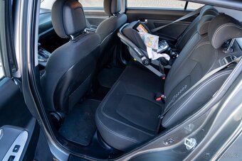 Kia Sportage 2.0 CRDi 100 kW AWD – automat, tažné, po servis - 10