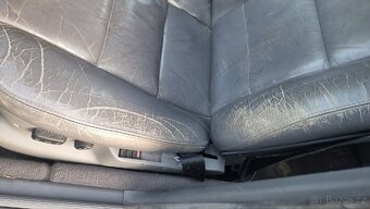 BMW E32 750i 12 knedlíků - 10