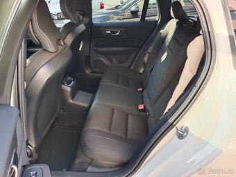 Volvo V60 Recharge T6 II INSCRIPTION 257kW 4x4 Geartronic - 10