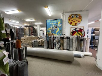 Nabízíme k prodeji obchodní prostory COOP ve Vsetíně na Sych - 10