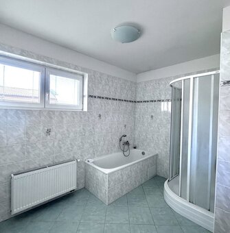 Prodej zánovního RD 3kk, 90m2, obklopen přírodou a klidem, n - 10