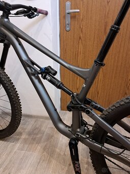 SPECIALIZED STATUS S4 160mm horské kolo - 10