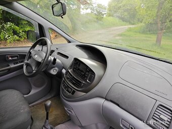 Toyota Previa 2.0 D4D 85kw bez Stk - 10