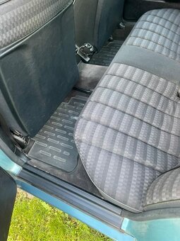 Mercedes 190E W201 - 10