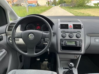 Volkswagen Touran 1.4tsi 103KW, naj. 132 tis km, 7 mist - 10