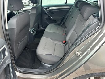 VW Golf 1,4 tsi Variant 92 Kw Lounge Tažné Xenony Webasto - 10