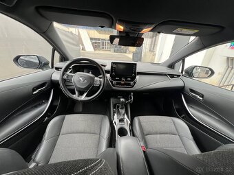 Toyota Corolla Touring Sport 2.0i HSD - 10