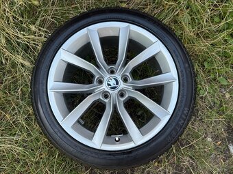 Kompletní zimní Alu kola Škoda MODUS - 235/45 R18 XL - 5x112 - 10