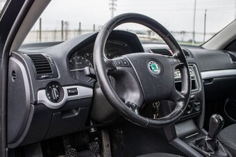 Škoda Octavia 2 z roku 2007 - 10