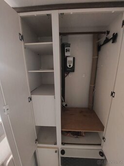 Karavan hobby 420 Deluxe + solar - 10